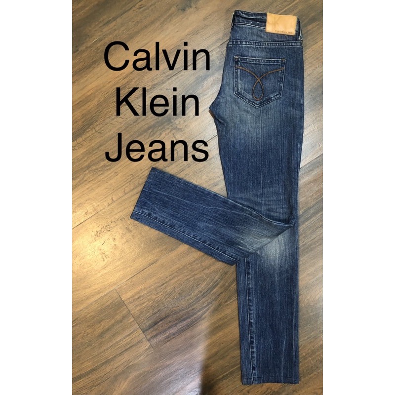 Calvin Klein Jeans กางเกงยีนส์ CK ขายาว ผ้านีนส์ยืดได้นิดหน่อย เนื้อผ้าดีมาก ป้ายหนัง