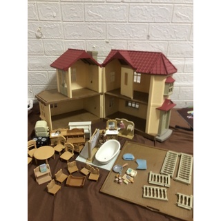 SYLVANIAN FAMILIES CITY HOUSE WITH LIGHTS / ซิลวาเนียน แฟมิลี่ บ้านซิตี้เฮ้าส์