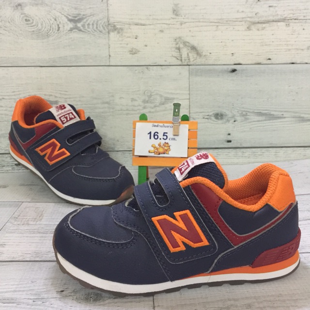 New balance 574 /วัดด้านใน16.5/รองเท้าเด็กมือสองแบรนด์แท้