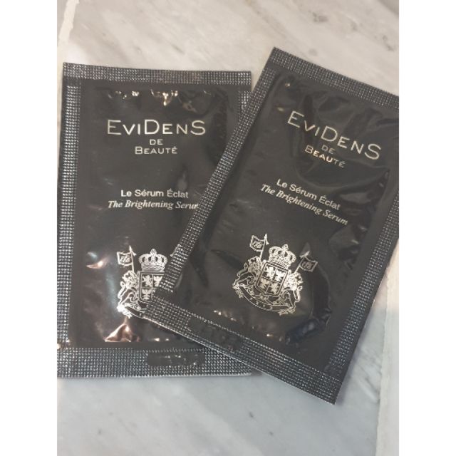 Tester Evidens The brightening serum