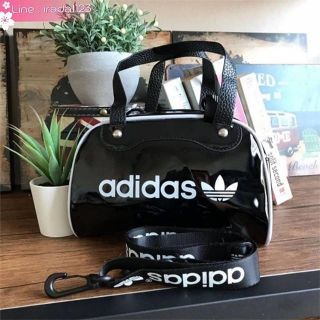 Adidas mini sholuder Bag ของแท้ ราคาถูก