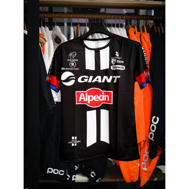 เสื้อจักรยาน ชุดจักรยาน Proteam Giant