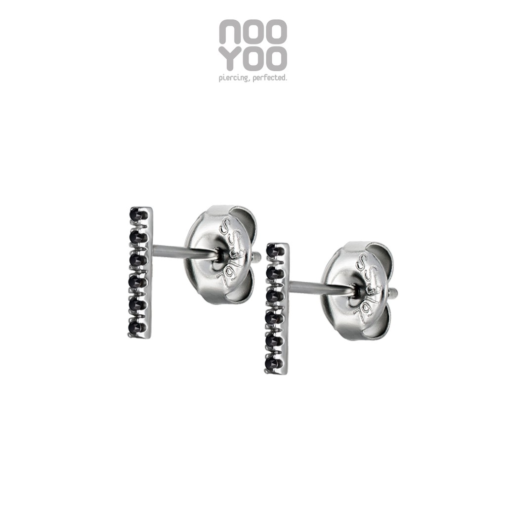 NooYoo ต่างหูสำหรับผิวแพ้ง่าย รุ่น Bar Cubic Zirconia (ขาว/ดำ)