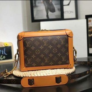 กระเป๋า LV ทรงกล่อง สีออริจินอล