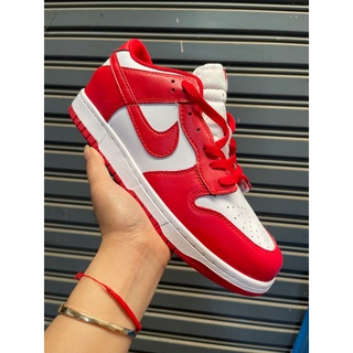 รองเท้า nike SB dunk low รุ่นใหม่ล่าสุด