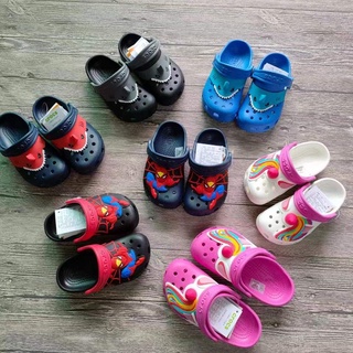 Crocs เด็ก รองเท้าเลโก้ รองเท้า Unisex (ใหม่) The spot Girls รองเท้าแตะเด็กผู้ชาย [204536] 026