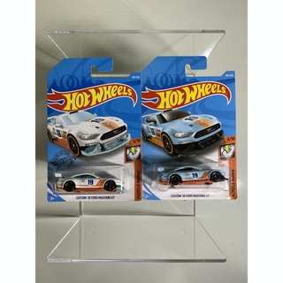 Hotwheels CUSTOM 18 FORD MUSTANG GT (Gulf) white