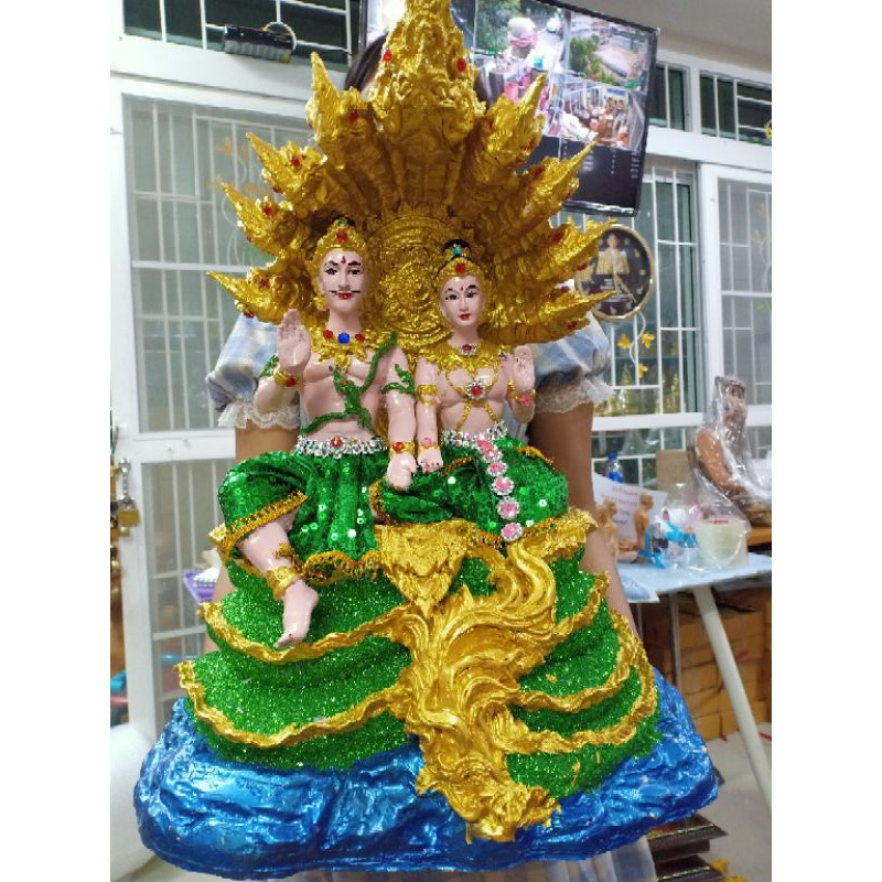 ปู่ศรีสุทโธ เเม่ย่าศรีประทุมมา ปู่ย่า องค์ขนาดใหญ่ กากเพชรระยิบระยับ สูง 24 นิ้ว