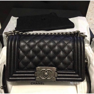 Kept unused chanel boy 8 caviar rhw HL27 fullset