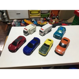 รถเก๋ง tomica ของแท้ พลาสติก สภาพสวย มือสองคะ