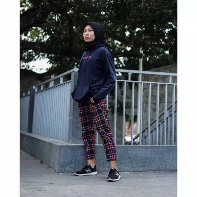 Belinda - Tartan Pants - Square Buggy - กางเกงขายาวลายตารางหมากรุกผู้หญิง