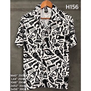 เสื้อเชิ้ตฮาวาย ลายสายฟ้า ขาวดำ มีอกถึง 56 นิ้ว