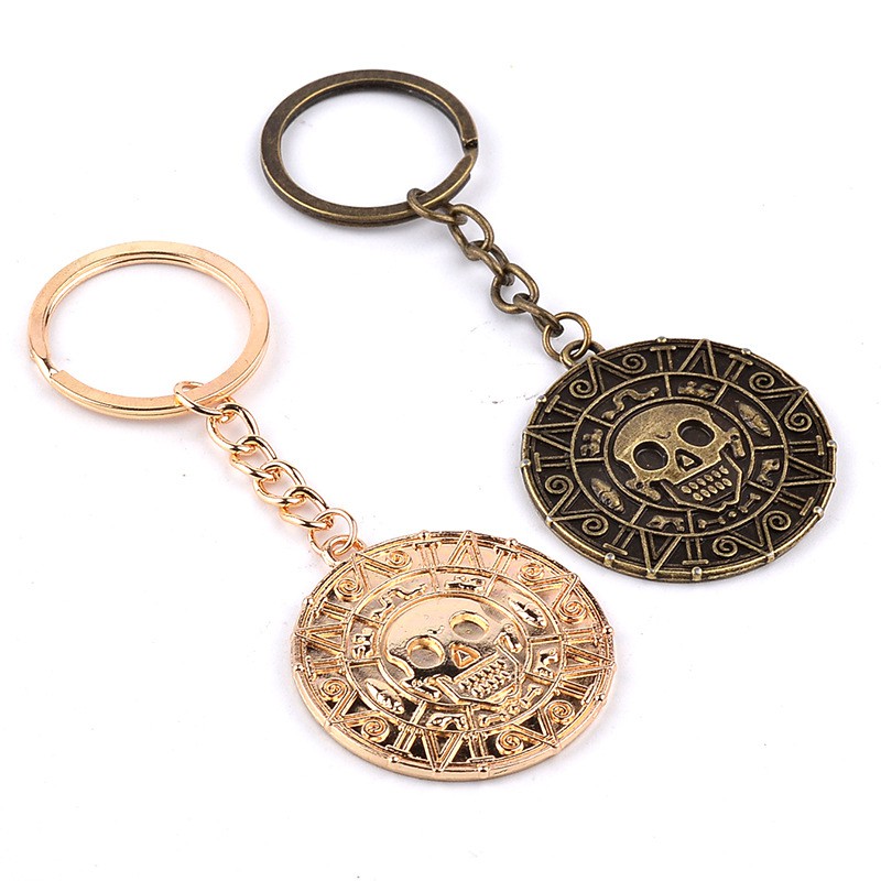 Pirates of the Caribbean พวงกุญแจ Vintage Skull Coin Pendant Key Chain Key Ring