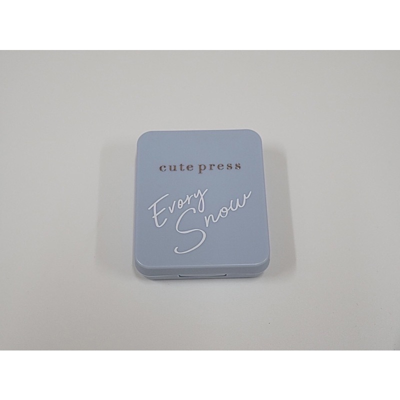 ของแท้ Cute Press Evory Snow Whitening & Oil Control Foundation Powder SPF 30 PA++ (คอมแพค) คิวท์เพรส แป้งพัฟ รูปที่ 2