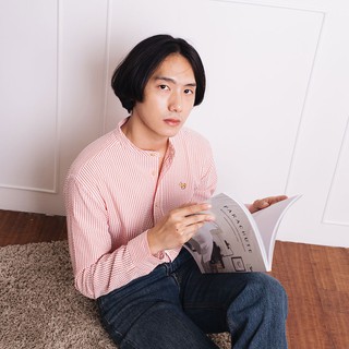 (SIZE M, L) ISSARA Original เสื้อเชิ้ตชาย คอจีน ทรงตรง แดงลายทาง origami corgi