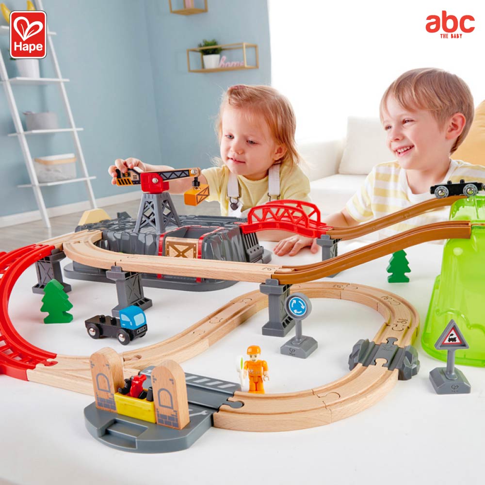 Hape - Railway Bucket-Builder-Set        รางรถไฟธีมเหมืองแร่ พร้อมถังเก็บ        3Y+ รูปที่ 3