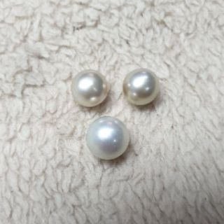Silver Gold South Sea Pearls: ไข่มุกเซาท์ซีสีซิลเวอร์โกลด์