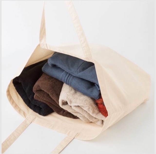 ถุงผ้า มินิมอลลล Uniqlo พร้อมส่ง ขนาดกลางและใหญ่มีครบเลยจ้า