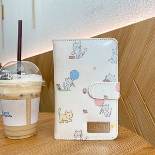 KEPT [ Bookbank Holder ] กระเป๋าใส่สมุดธนาคารผ้าเคลือบกันน้ำ ลาย 𝐇𝐚𝐩𝐩𝐲 𝐏𝐮𝐩𝐩𝐢𝐞𝐬 ภายในสีชมพูอ่อน