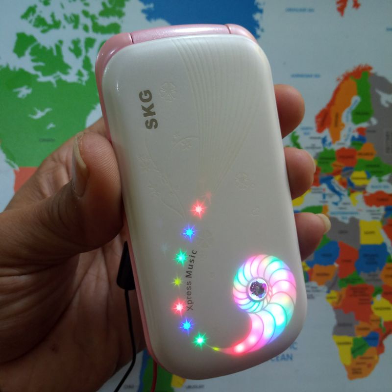 SKG Xpress Music ฝาพับ หวานซ่อนเปรี้ยว ไฟรอบเครื่อง พร้อมแบตไม่ตรงรุ่น