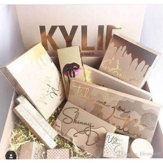 Kylie Jenner เซ็ต 11 ชิ้น(ปรับราคาลง)