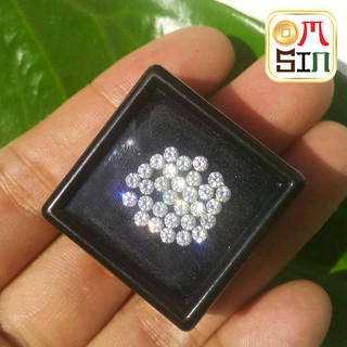 A065 2.4 มิล เพทาย สีขาว พลอยแท้  WHITE ZIRCON  อบความร้อน พลอยธรรมชาติแท้ งานเจียรเกรด A 100%