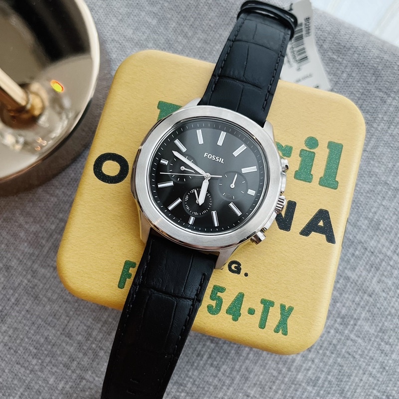 ✨ผ่อน0%แท้100%✨ นาฬิกาข้อมือ สายหนัง สีดำ FOSSIL  Windfield Multifunction Black Leather Watch BQ2592