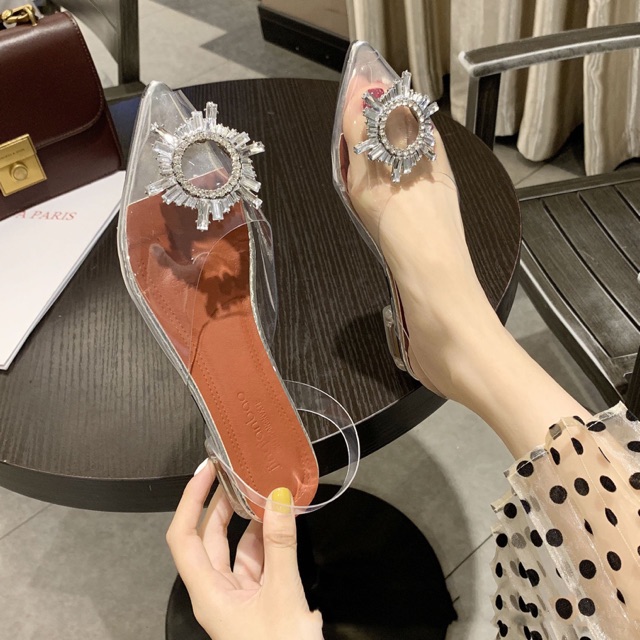 👠3035📦[ส่งของทุกวันจาก กทม.] รองเท้าส้นเตี้ยหนังแก้วประดับคริสตัล ความสูง 1 นิ้ว👠