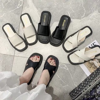 ThaiBetween🔆พร้อมส่ง⚠️รองเท้าแตะมินิมอลขาวดำ พื้นนิ่มมาก มีสองแบบให้เลือก (101)