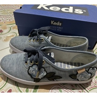 ผ้าใบลำลองผู้หญิง Keds ลายดอกไม้ (ส่งต่อ)