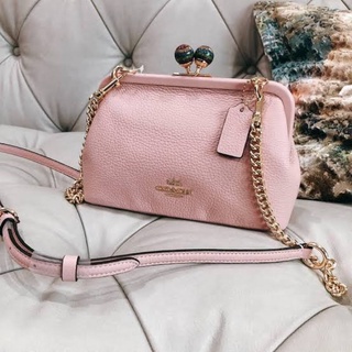 (ผ่อน0%) กระเป๋าสะพายข้าง Coach Nora Kisslock Crossbody C1451 หนังแท้ สีชมพู สายโซ่สีทอง 8 นิ้ว