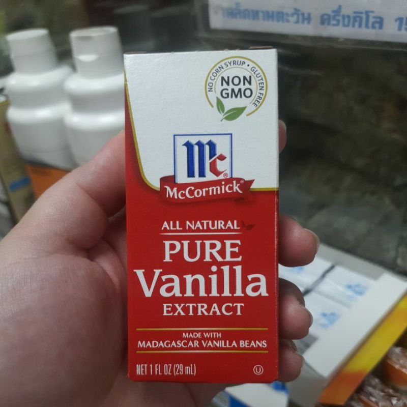 McCormick pure vanilla extract 29 ml กลิ่นวนิลาสกัด McCormick pure vanilla extract 29 ml. กล่องแดง