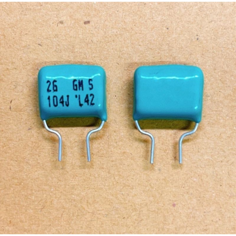 C. ไมล่า 104J 400V. ตัวสีเขียว ( จำนวน 10 ตัว)​

