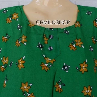 เสื้อคอกลมแขนเลย เสื้อคนแก่ แต่งกระดุม2เม็ด