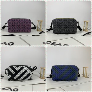 BaoBao Issey Miyake กระเป๋า Messenger กระเป๋าซิลิโคนอาน  กระเป๋าสะพาย  กระเป๋าทรงเหลี่ยมเล็ก