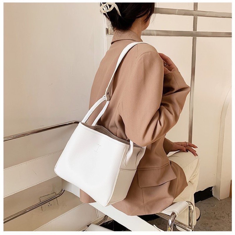 QQ1 กระเป๋าสะพายข้างทรงสวย กระเป๋าถือ เซ็ท2ใบ