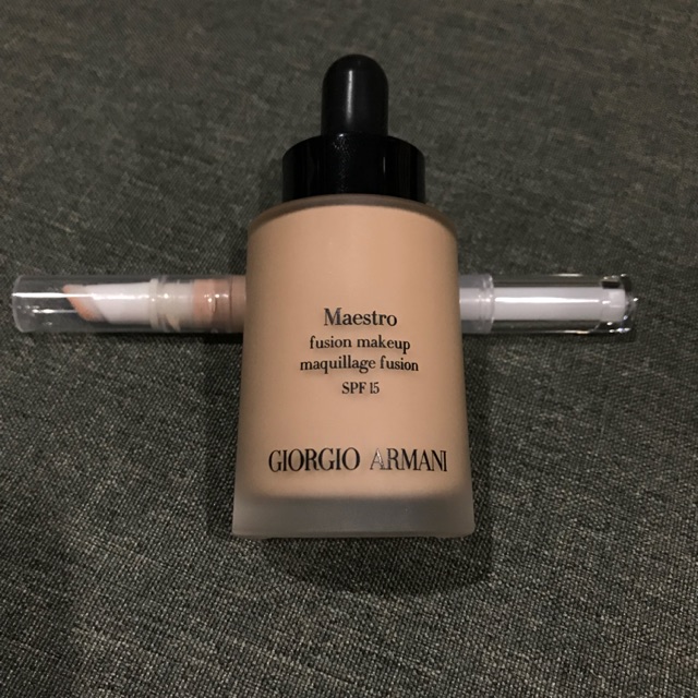 รองพื้น giorgio armani Maestro แบ่งขาย 2ml.