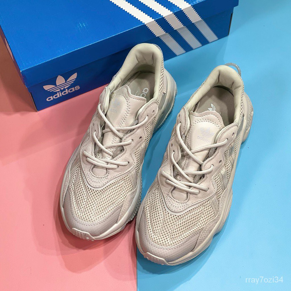 Kasut Sukan Adidas