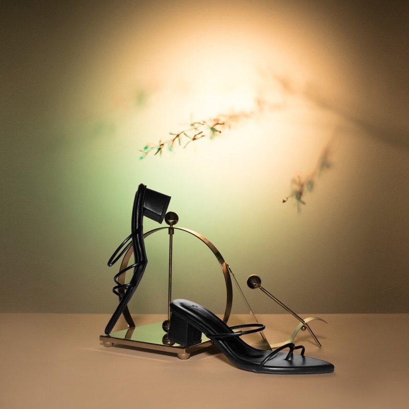 AZURA HEELS*********