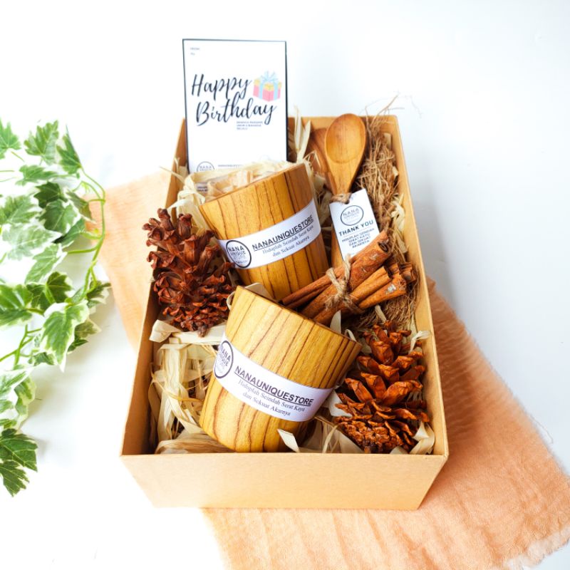 WEDDING HAMPERS BIRTHDAY GRADUATION SOUVENIR WEDDING GIFT BOX ANNIVERSARY GIFT