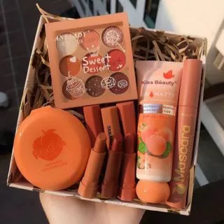ส่งไว/แท้ (ซื้อในไลฟ์ลด30%) เซตแต่งหน้า ชุดแต่งหน้า Make Up Set 25 ชิ้น พาเลท ลิป บลัชออน สีสวย กันน้ำ​ ติดทน 4u2