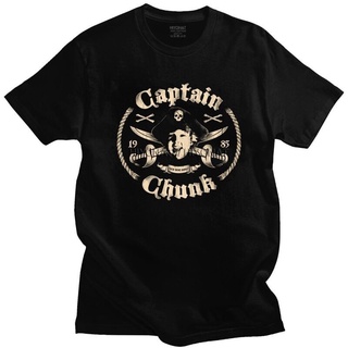 เสื้อยืดคอกลมเสื้อยืดแขนสั้น ผ้าฝ้าย พิมพ์ลายหัวกะโหลกโจรสลัด The Goonies Captain Chunk สําหรับผู้ชายS-5XL