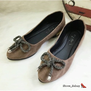 พร้อมส่ง👠👠👠รองเท้าคัดชู วัสดุผ้ากำมะหยี่หนังกลับ แต่งหน้าโบว์ ส้นประดับโคเมี่ยมสีทอง 🍭