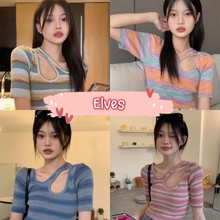 Elves✨พร้อมส่ง✨   เสื้อแขนสั้นไหมพรม เว้าหน้าอกเฉียงๆ ลายทางสีสันน่ารักมาก ~85092~