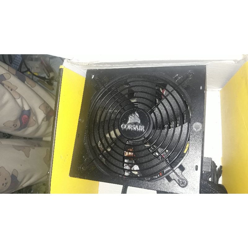 corsair cx750mมือ2ครับขาดสายโมแล๊ค1เส้นสภาพดีมากมือ2เคยต่อครั้งเดียว