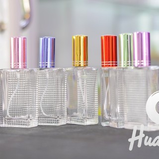 ขวดสเปรย์ ทรงสี่เหลี่ยมผิวสองหน้า ฝาสีอโนไดร์ 30ml และ 50ml
