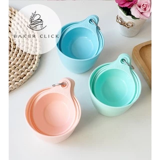 ถ้วยตวง พลาสติกชุด 4 ใบ คละสี อุปกรณ์เบเกอรี่