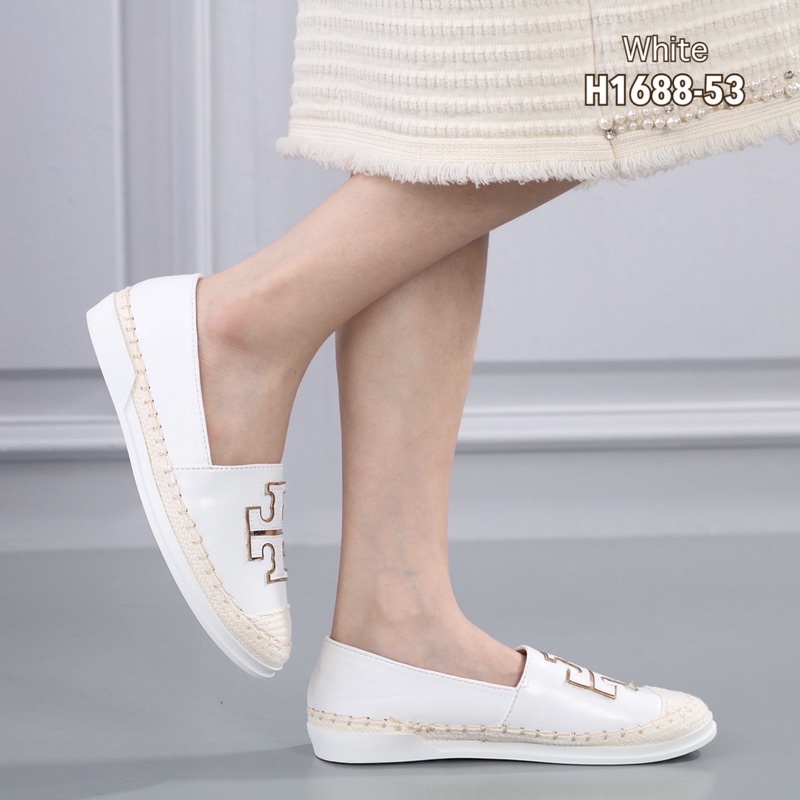 รองเท้าลำลองแฟชั่นมาใหม่ TORY bush นิ่มๆมากshumiya fashion