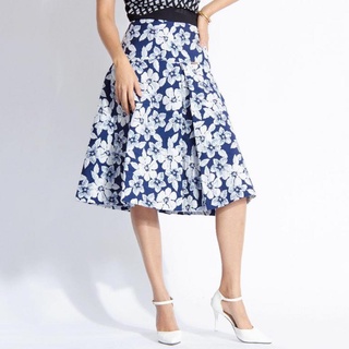 Guy Laroche A-Line Jacquard Skirt กระโปรงทรงเอ กระโปรงใส่ทำงาน ผ้าแจ๊คการ์ด ลายดอก สีกรม กีลาโรช (GUA5DB)