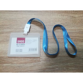 UHOO 6613 กรอบพลาสติกใส่บัตร แนวนอน สีขาวขุ่น พร้อมสายคล้อง สีฟ้า 10 mm.